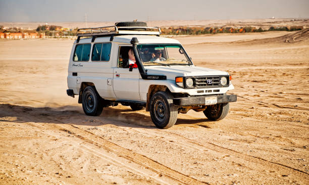Tour por el desierto de Hurghada en Jeep 4x4 + paseo en camello. Excursión privada